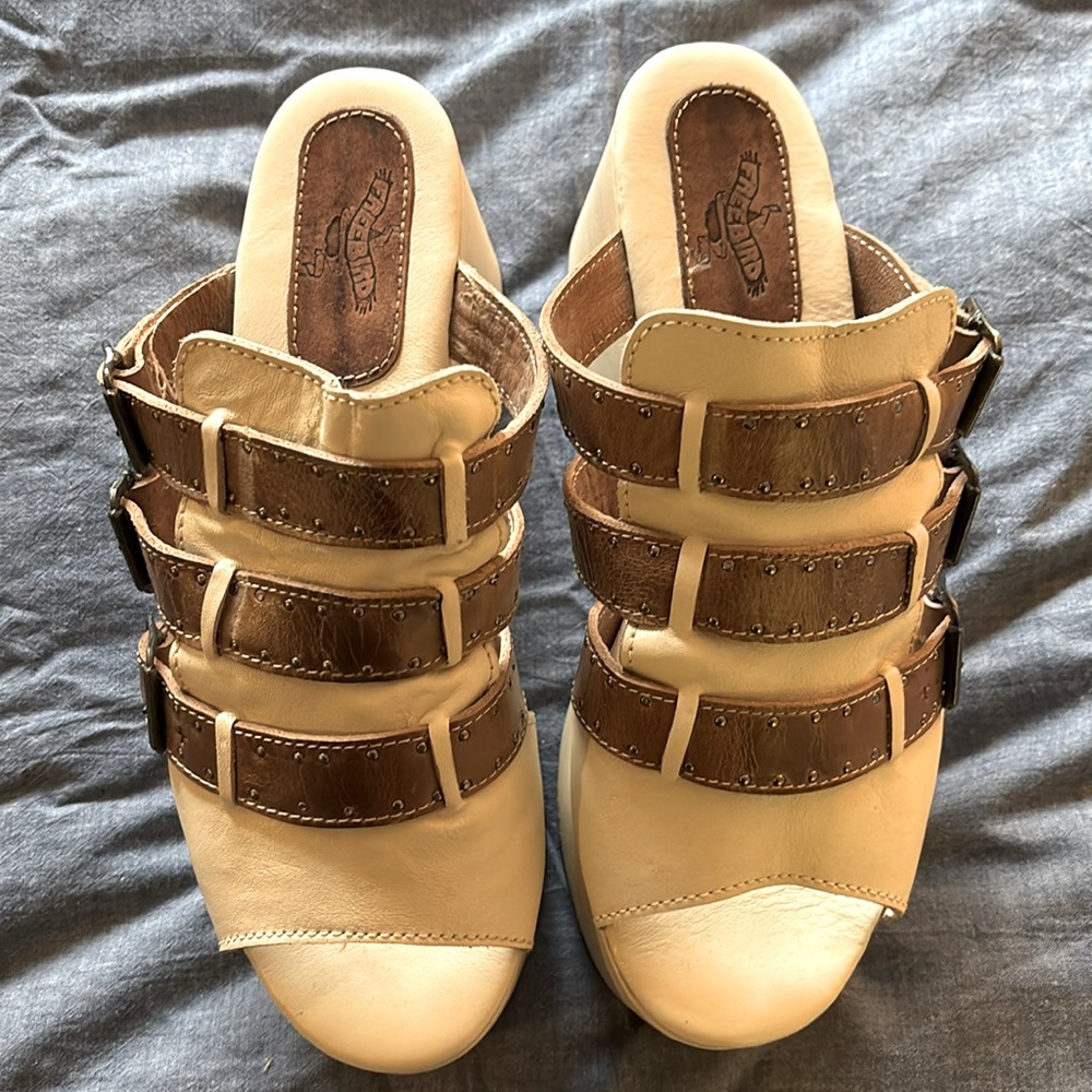 Freebird Wedge Sandals